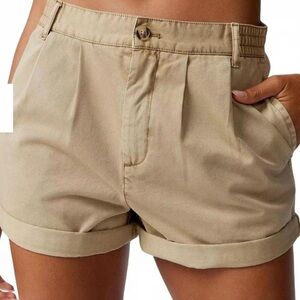 Casual Tan mid-Waisted Shorts